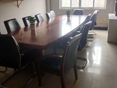 上海长宁区某大酒店请明星走红毯，雇远德保安安全监督